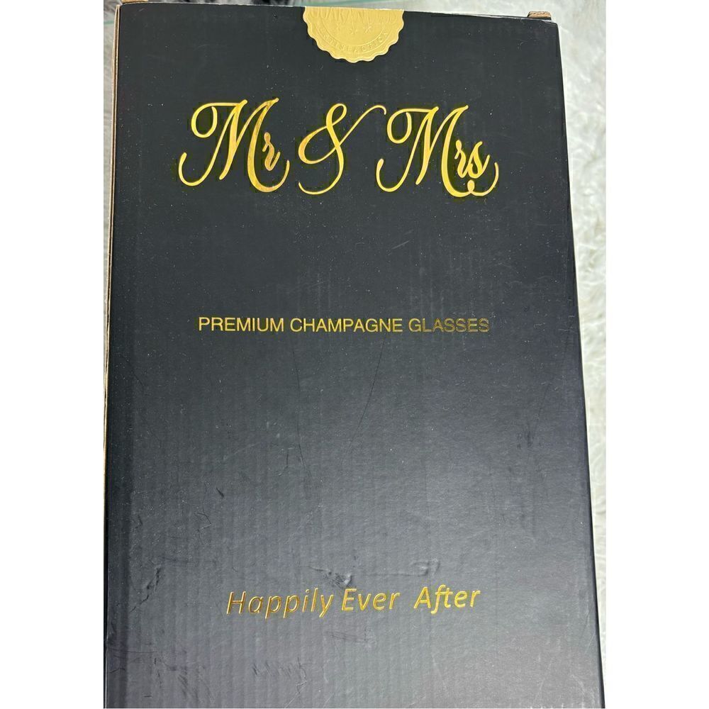Wells Mr & Mrs Premium Champagne Glasses